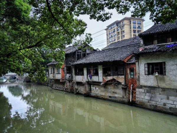 机智问答网页-家庭差距比较大的情况下应该结婚吗?高效解答